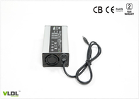 전기 스케이트보드 CC CV 충전을 위한 24V 4A 지적 배터리 충전기