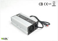 Li 이온 건전지 팩을 위한 새로운 600W 18A 24V 똑똑한 배터리 충전기 고성능 산출